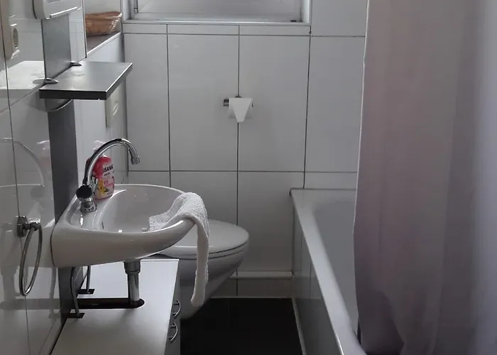 Vandrerhjem Gz Bornheim *